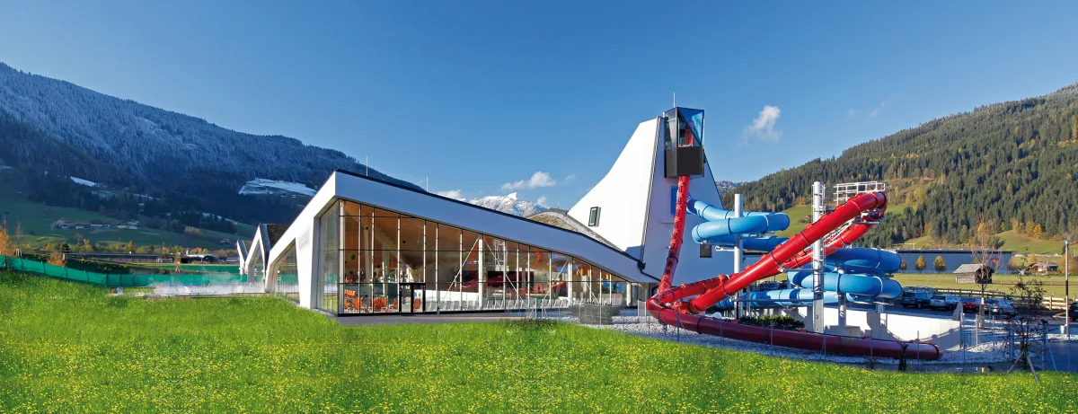 Die Therme Amadé im Sommer